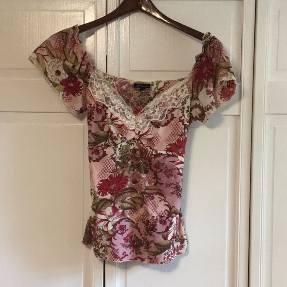 Vintage Floral and Lace V-Neck Top